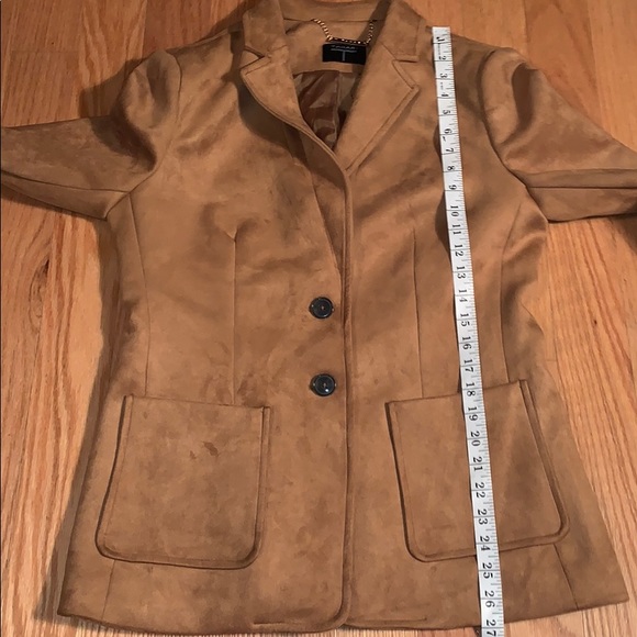 T Tahari Faux Leather Blazer - Picture 9 of 11